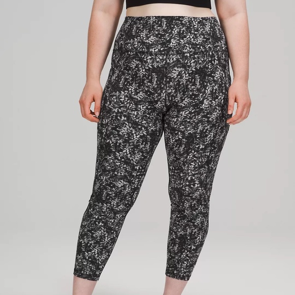 lululemon athletica Pants - lululemon Align Leggings 25" with Pockets, Size 4 Black Floral, NWOT